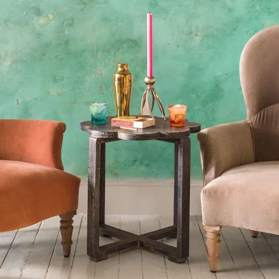Graham & Green Black Scallop Side Table