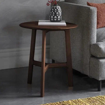 Knees Madrid Dark Walnut Side Table