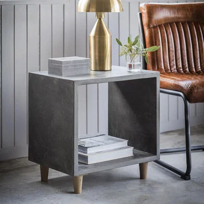 Knees Oslo Resin Side Table - Grey