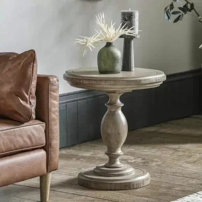 Knees Dorian Pine Side Table - Natural