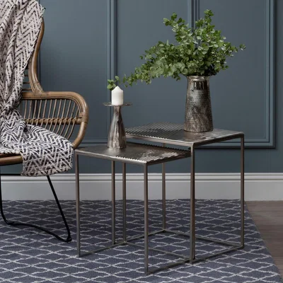 La Redoute Textured Metal Side Table Nest (Set of 2)