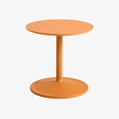 Made in Design Soft End table wood orange / Ø 41 x H 40 cm - Stratified - Muuto