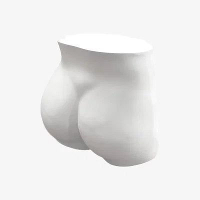 Made in Design Piece of me - Her End table composite material white / 50 x 37 x H 45 cm - Seletti