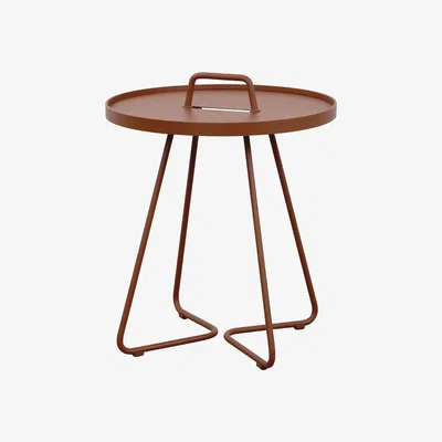 Nordic Nest Cane-line On-the-move side table Ø44 cm Desert red