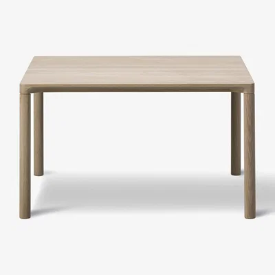 Nordic Nest Fredericia Furniture Piloti 6725 side table