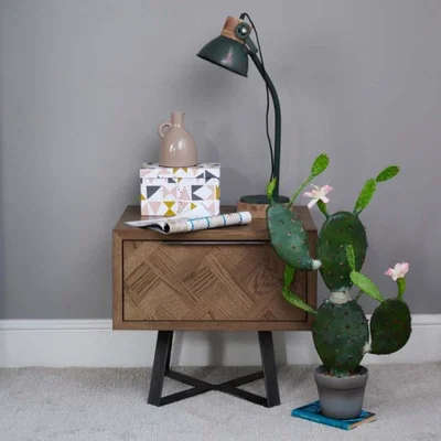 Woods Furniture Albany Lamp Table