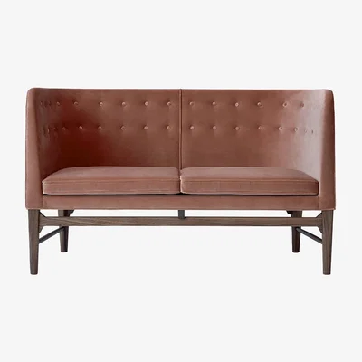 Amara &Tradition - Mayor Sofa AJ6 - Clay