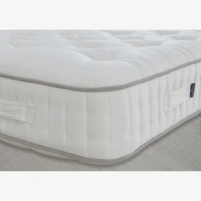 Furniture Village Harrison Spinks - Pure Bliss Zip and Link Medium/Firm Mattress with Removable Medium/Firm Mattress Topper - Super King - Bedroom Furniture