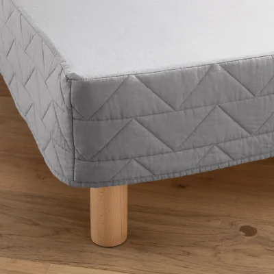 La Redoute Zig-Zag Scenario 100% Cotton Quilted Mattress Cover