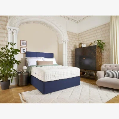 Downtown Harrison Spinks Onyx Mattress and Divan Set - 150cmKing - True Edge Standard - 2 2 Drawers