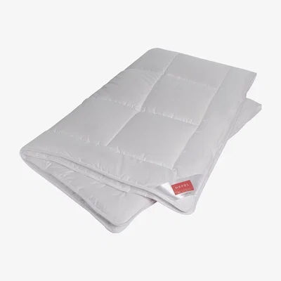 Amara Hefel - Vital Silver-Power All Year Duvet - Super King