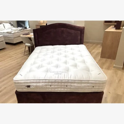 And So To Bed Vispring Bedstead Superb Divan Set - King Size - Ex Display.