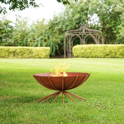 Dunelm Ivyline Outdoor Metal Dakota Fire Pit Rust