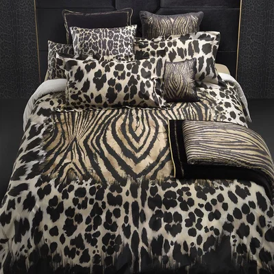 Amara Roberto Cavalli Home - African Zebra Print Duvet Set - King