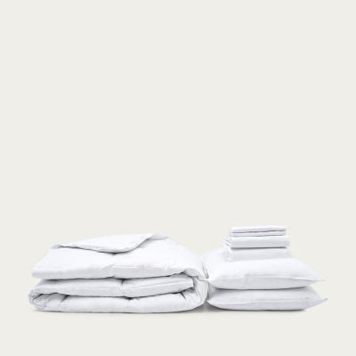 Bombinate.com White Move-in Set Classic Winter Duvet