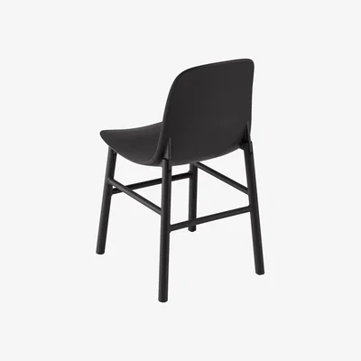 Made in Design Sharky Outdoor Chair - Plastic & metal legs by Kristalia Black