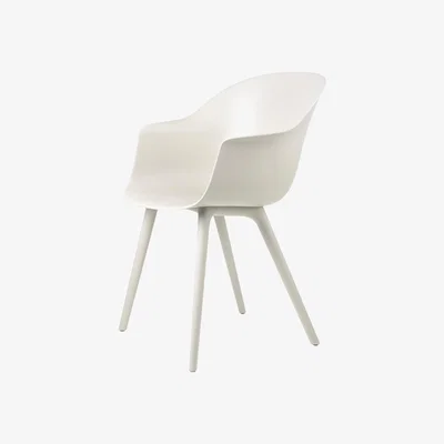 Nordic Nest Gubi Bat Dining Outdoor chair Alabaster white