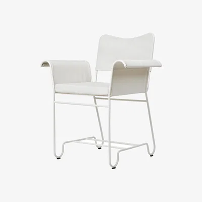 Nordic Nest GUBI Tropique chair White semi matt-Leslie 06