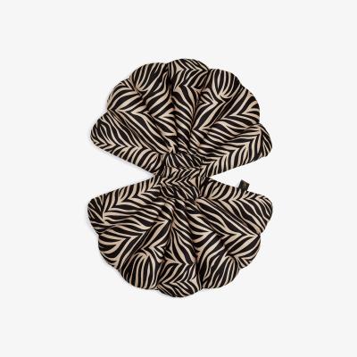 Amara Garden Glory - Shell Water Repellent Seat Pad - Zebra