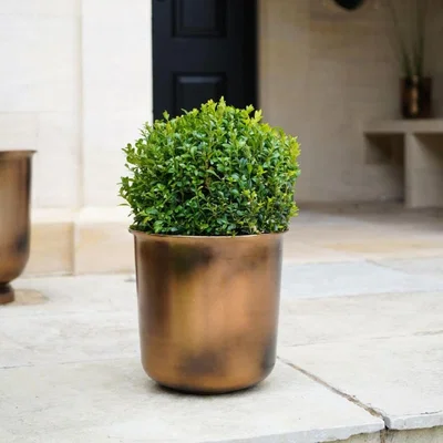 Furniture123 Large Copper Outdoor Metal Planter Hampton - Ivyline