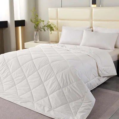 The Range Homescapes Luxury Light Wool Duvet - Cream / Single