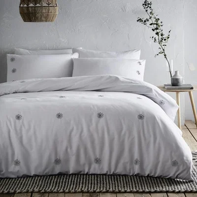 The Range Daisy Duvet Set - Charcoal / Single