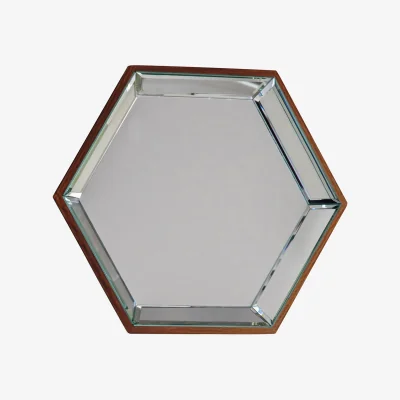 Amara Mirror