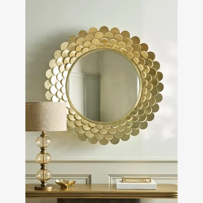 Cox and Cox Layered Crescent Mirror