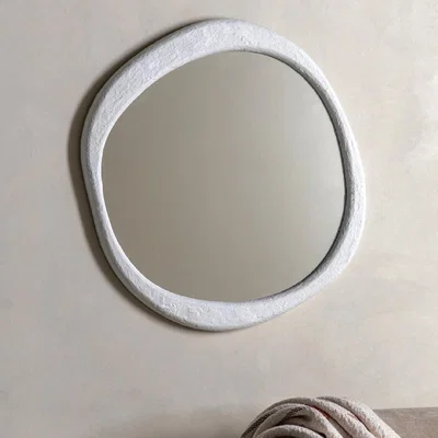 Knees Como Round Pebble Mirror