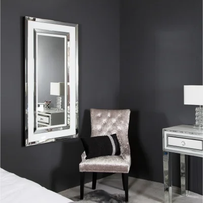 Teddy Beau Deco Home White Manhattan Medium Floor Mirror