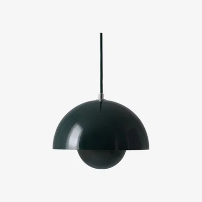 Amara &Tradition - Flowerpot Pendant Light VP1 - Dark Green