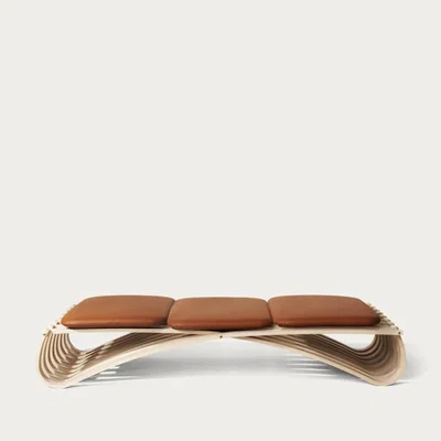 Bombinate.com Cognac leather Beech Jundo Daybed with 3 Cushion